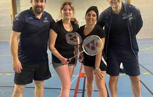 Le 23/02/24, c'était le dernier match de championnat.
L'équipe mixte n'a pas trouvé la victoire mais le nul 4-4 face à Château-Gontier Badminton Club. 
Une formidable saison pour Entrammes Badminton Club EBC qui reste invaincu cette saison en D4 !!!!!!