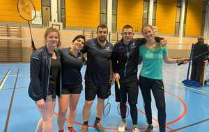 Le 29/01/24, l'équipe mixte jouait contre BCL - Badminton Club Lavallois. 
Victoire 6-2