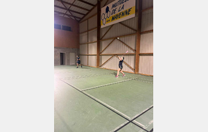 LE 9/11/23, l'équipe mixte a affronté US Saint Berthevin Badminton - Les fous du volant - 53 victoires de Entrammes Badminton Club EBC 6-2