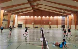 Le 25/10/23, début du championnat mixte et victoire pour Entrammes Badminton Club EBC 5-3 contre Entente Sportive Bonchamp Badminton.
Un bon début de saison !!!